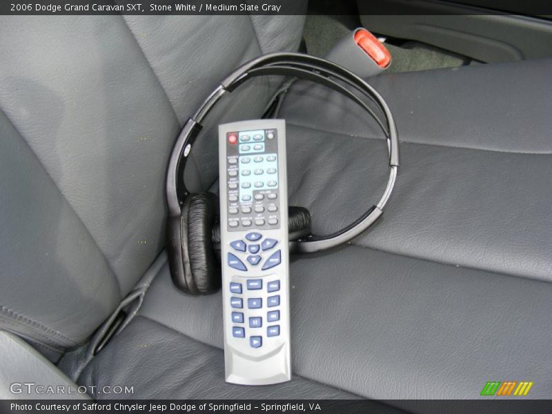 Stone White / Medium Slate Gray 2006 Dodge Grand Caravan SXT