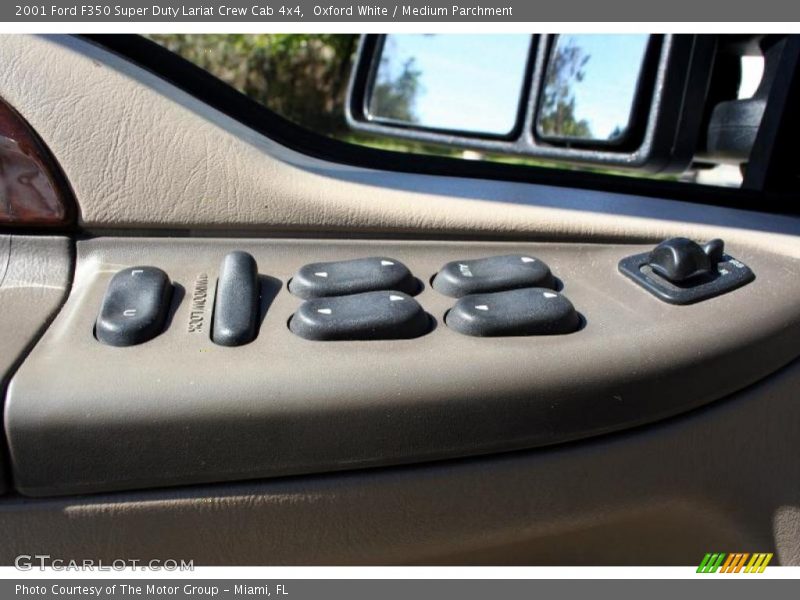 Oxford White / Medium Parchment 2001 Ford F350 Super Duty Lariat Crew Cab 4x4