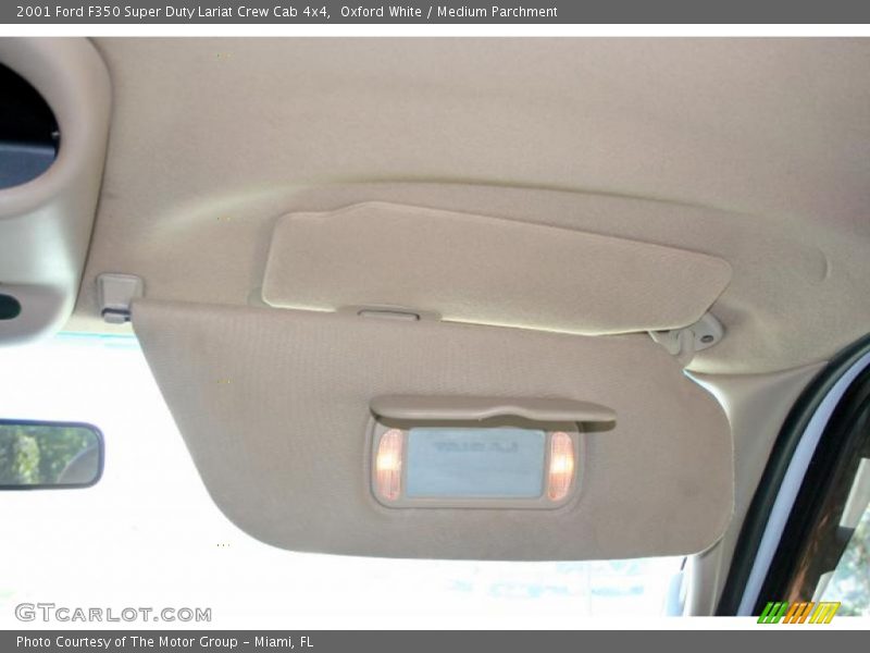 Oxford White / Medium Parchment 2001 Ford F350 Super Duty Lariat Crew Cab 4x4