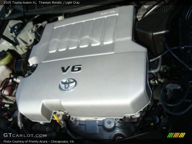 Titanium Metallic / Light Gray 2005 Toyota Avalon XL