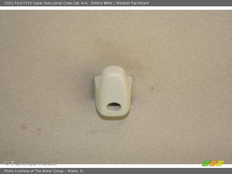 Oxford White / Medium Parchment 2001 Ford F350 Super Duty Lariat Crew Cab 4x4