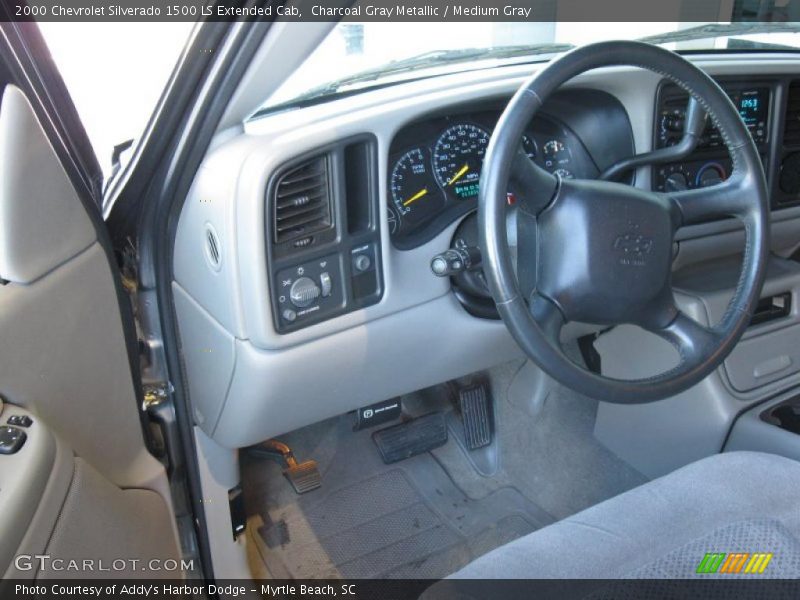 Charcoal Gray Metallic / Medium Gray 2000 Chevrolet Silverado 1500 LS Extended Cab