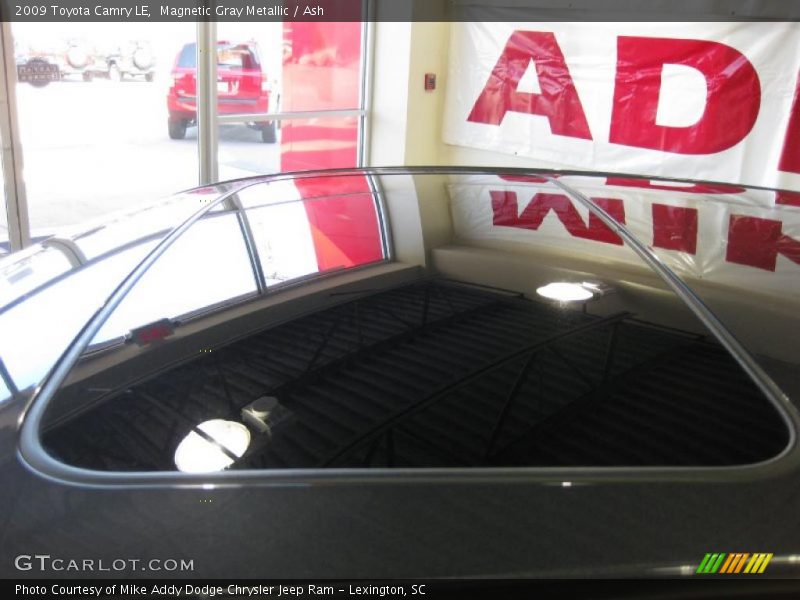 Magnetic Gray Metallic / Ash 2009 Toyota Camry LE