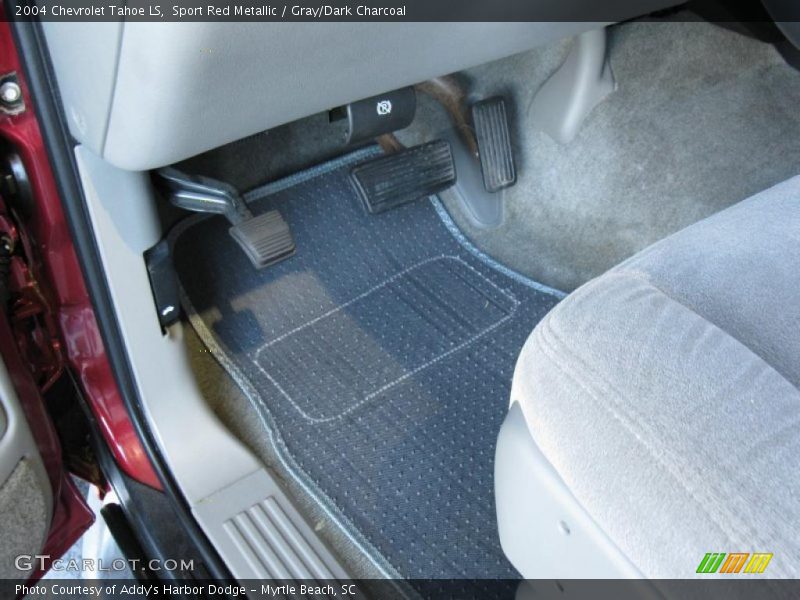 Sport Red Metallic / Gray/Dark Charcoal 2004 Chevrolet Tahoe LS