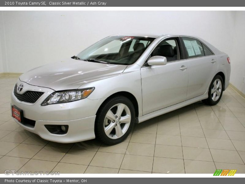 Classic Silver Metallic / Ash Gray 2010 Toyota Camry SE