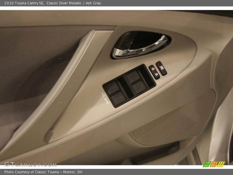 Classic Silver Metallic / Ash Gray 2010 Toyota Camry SE