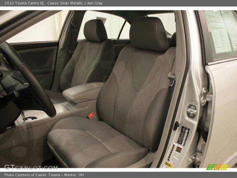 Classic Silver Metallic / Ash Gray 2010 Toyota Camry SE
