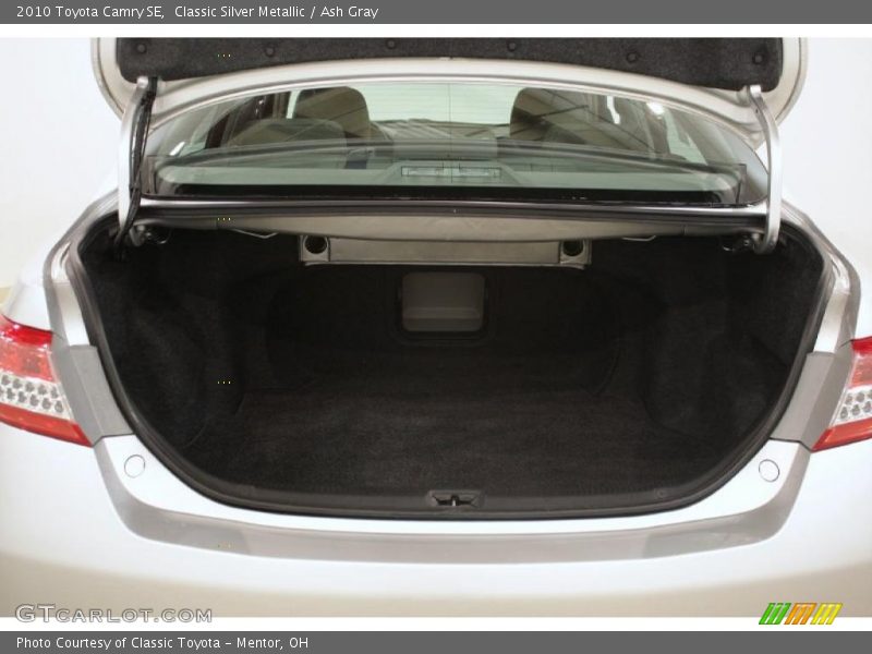 Classic Silver Metallic / Ash Gray 2010 Toyota Camry SE