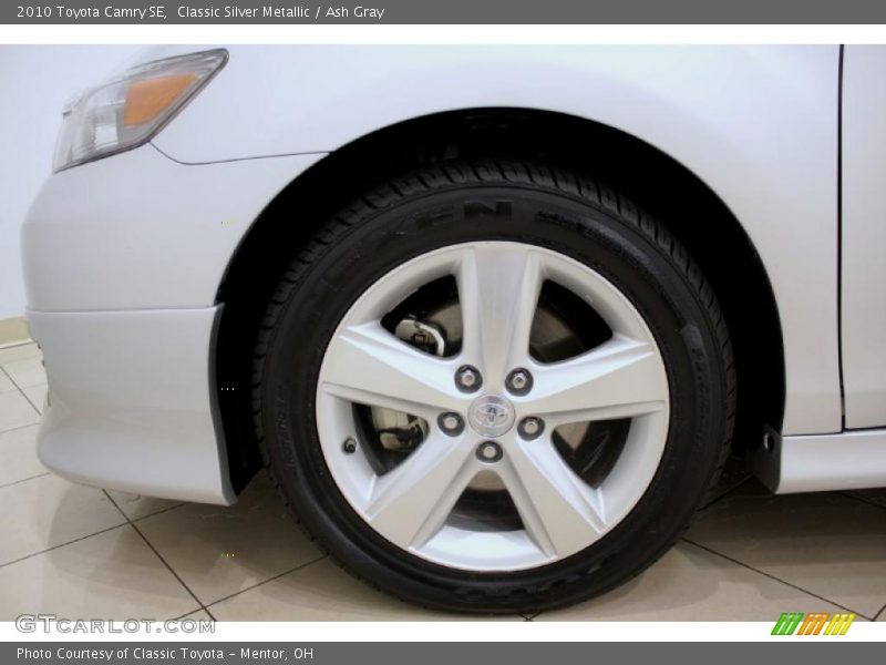 Classic Silver Metallic / Ash Gray 2010 Toyota Camry SE