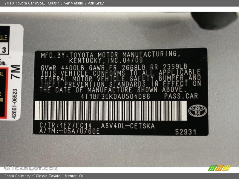 Classic Silver Metallic / Ash Gray 2010 Toyota Camry SE