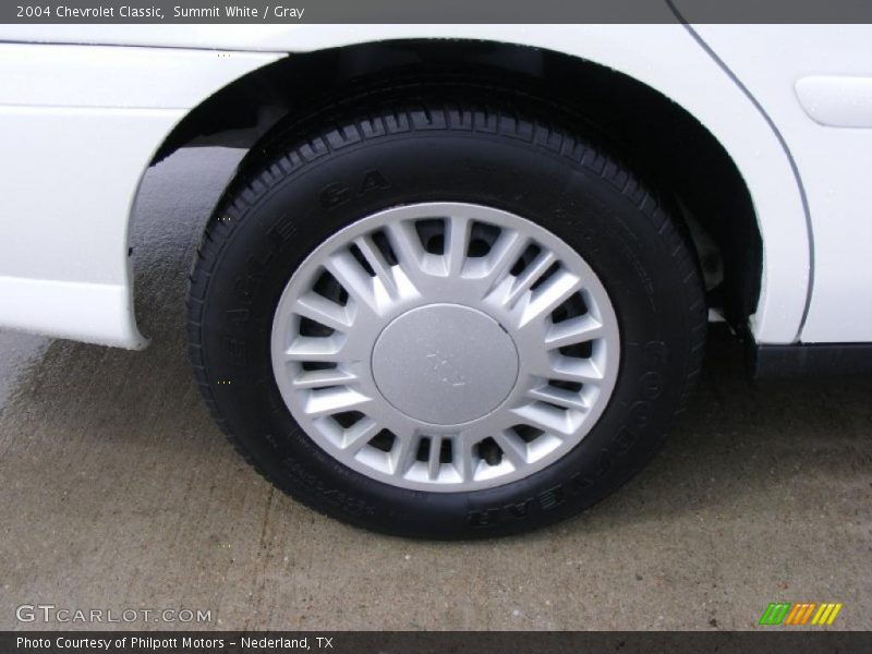 Summit White / Gray 2004 Chevrolet Classic