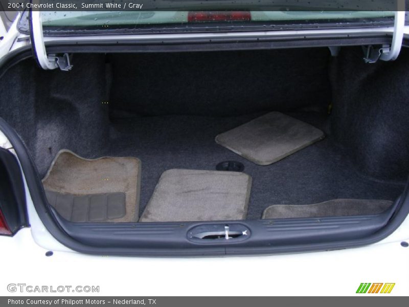 Summit White / Gray 2004 Chevrolet Classic