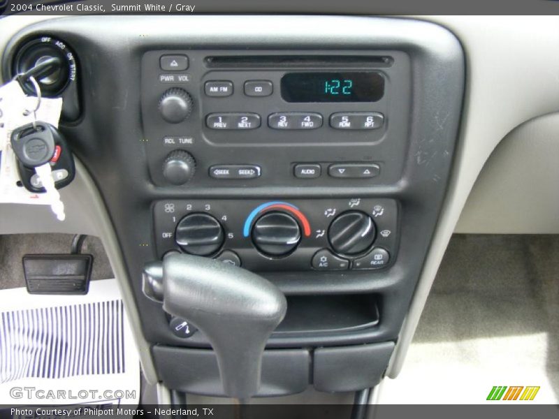 Summit White / Gray 2004 Chevrolet Classic
