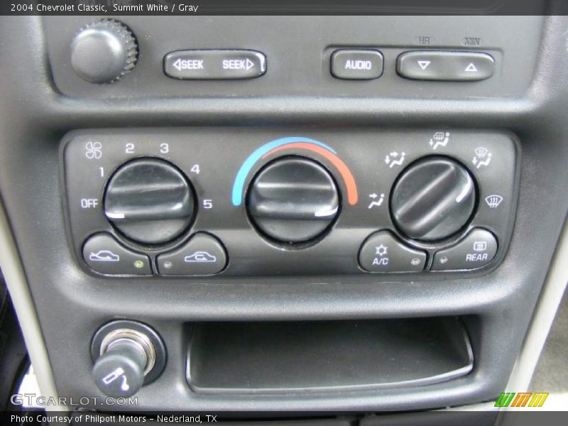 Summit White / Gray 2004 Chevrolet Classic