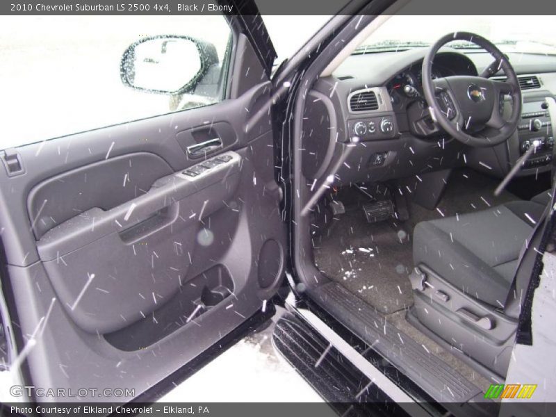 Black / Ebony 2010 Chevrolet Suburban LS 2500 4x4