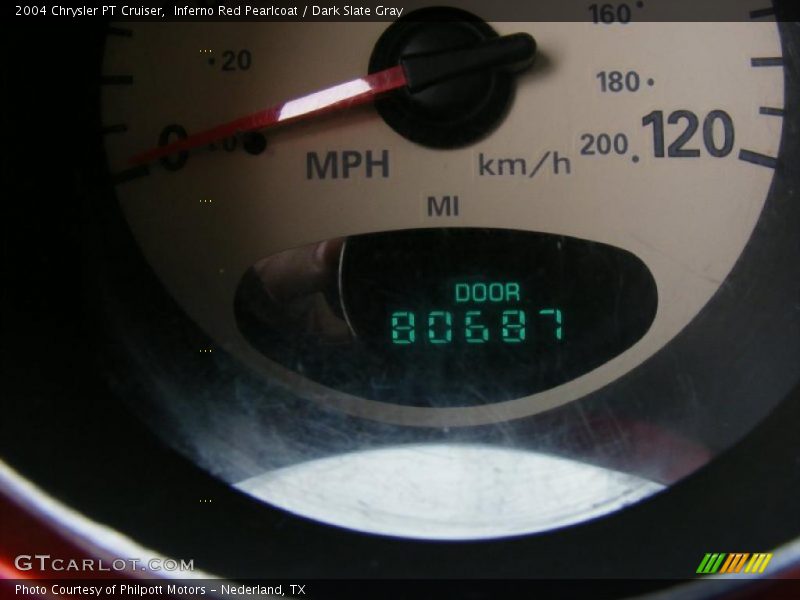 Inferno Red Pearlcoat / Dark Slate Gray 2004 Chrysler PT Cruiser