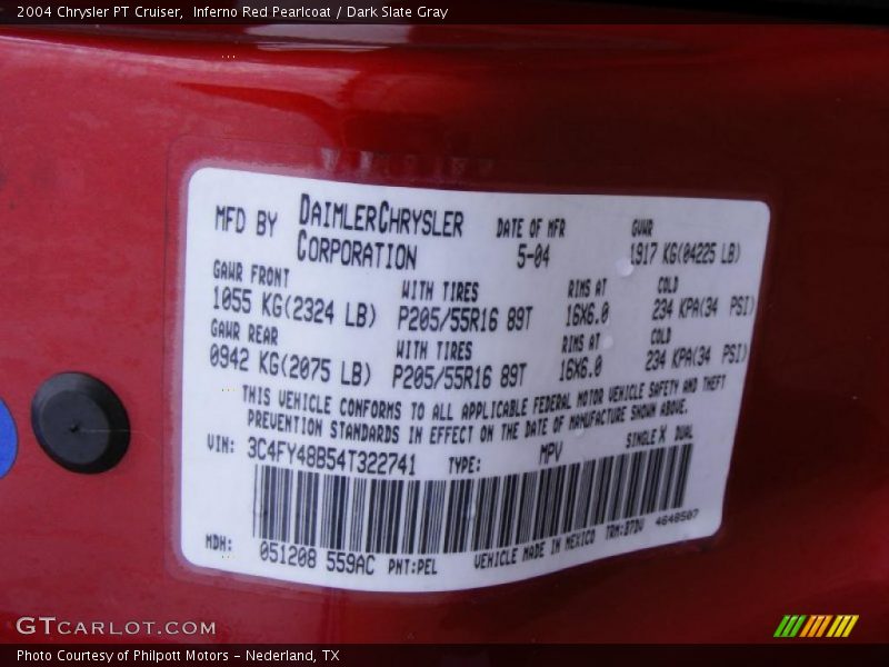 Inferno Red Pearlcoat / Dark Slate Gray 2004 Chrysler PT Cruiser
