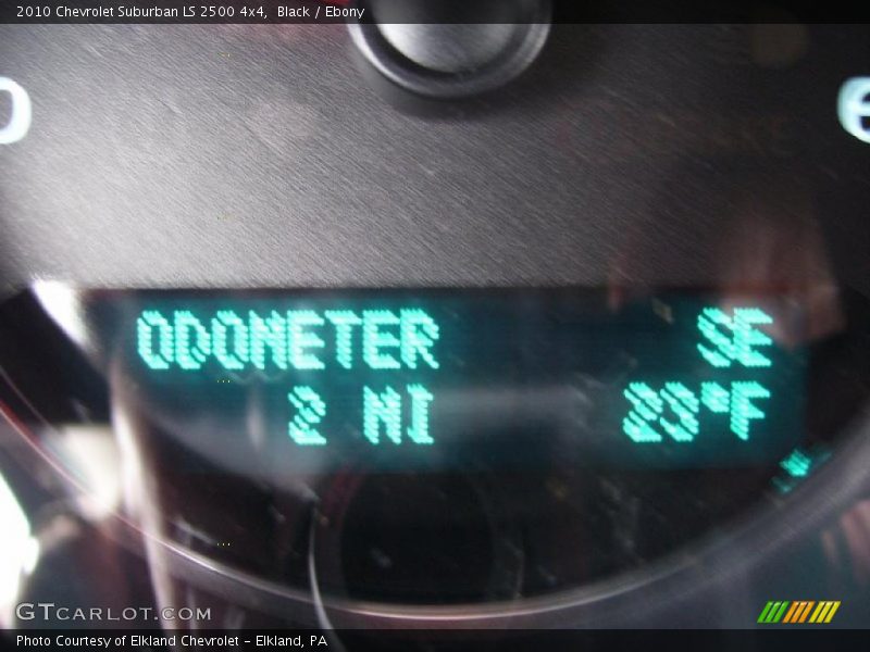 Black / Ebony 2010 Chevrolet Suburban LS 2500 4x4