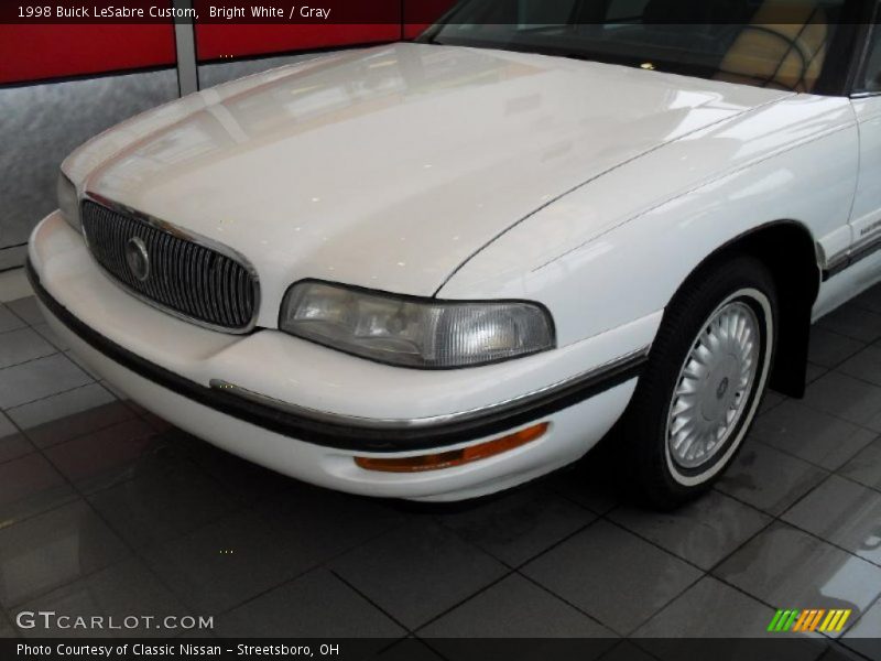 Bright White / Gray 1998 Buick LeSabre Custom