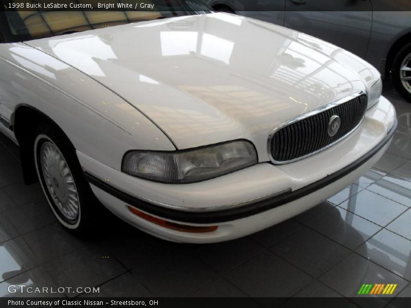 Bright White / Gray 1998 Buick LeSabre Custom