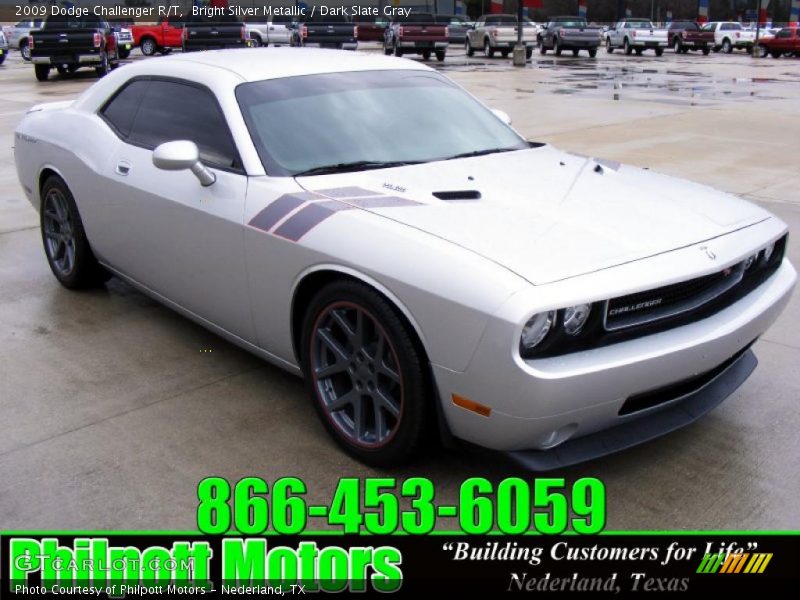 Bright Silver Metallic / Dark Slate Gray 2009 Dodge Challenger R/T