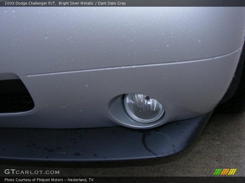 Bright Silver Metallic / Dark Slate Gray 2009 Dodge Challenger R/T