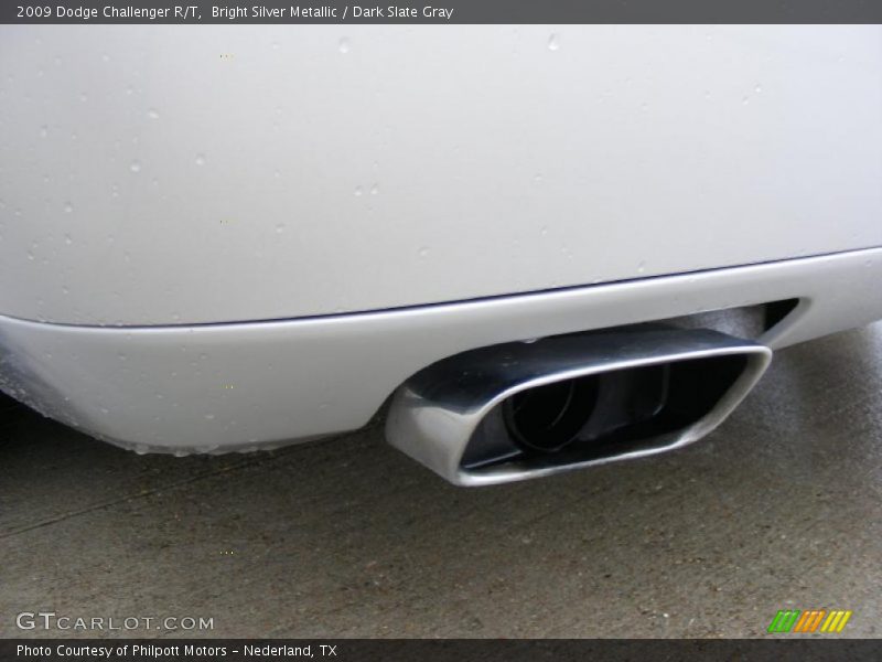 Bright Silver Metallic / Dark Slate Gray 2009 Dodge Challenger R/T