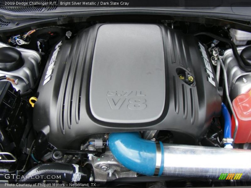 Bright Silver Metallic / Dark Slate Gray 2009 Dodge Challenger R/T
