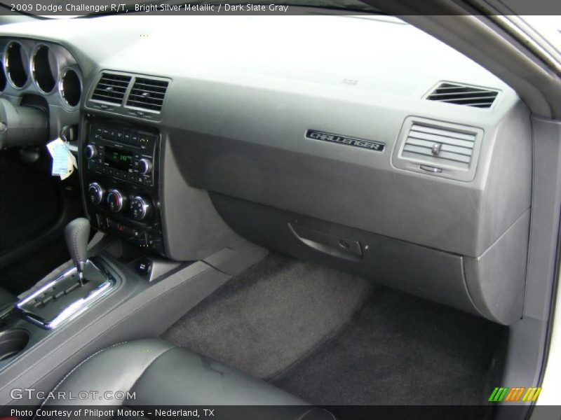 Bright Silver Metallic / Dark Slate Gray 2009 Dodge Challenger R/T