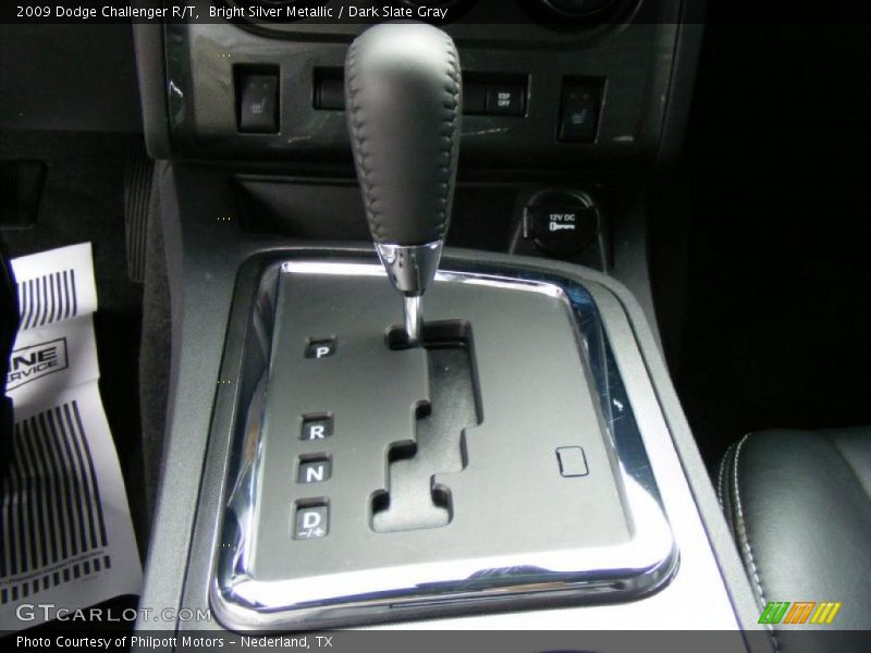 Bright Silver Metallic / Dark Slate Gray 2009 Dodge Challenger R/T
