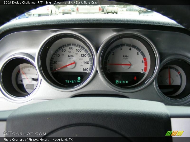 Bright Silver Metallic / Dark Slate Gray 2009 Dodge Challenger R/T