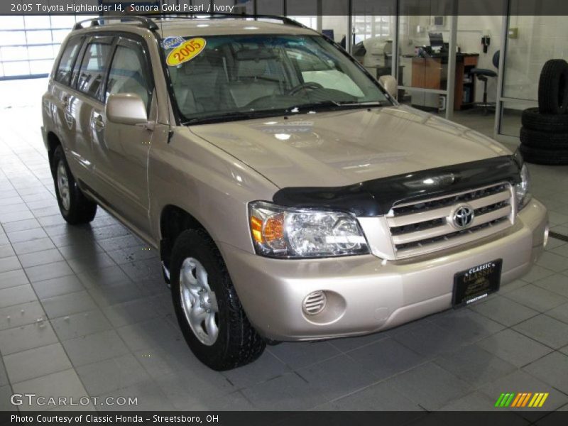 Sonora Gold Pearl / Ivory 2005 Toyota Highlander I4