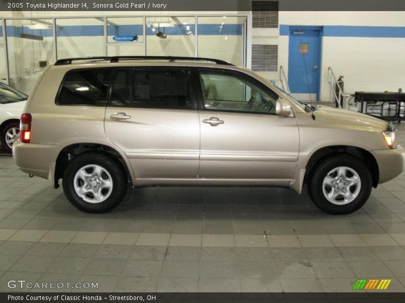 Sonora Gold Pearl / Ivory 2005 Toyota Highlander I4