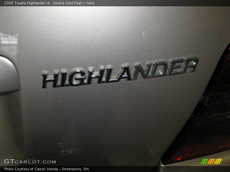 Sonora Gold Pearl / Ivory 2005 Toyota Highlander I4