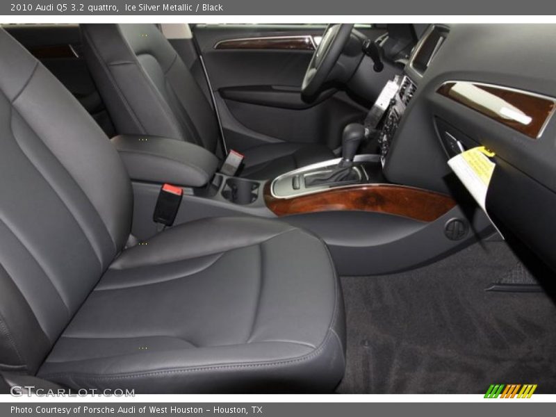 Ice Silver Metallic / Black 2010 Audi Q5 3.2 quattro