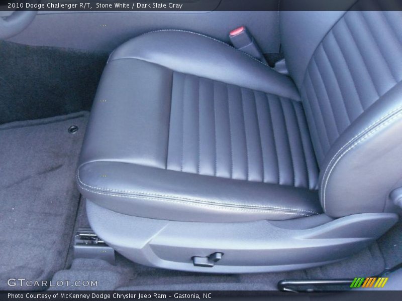 Stone White / Dark Slate Gray 2010 Dodge Challenger R/T
