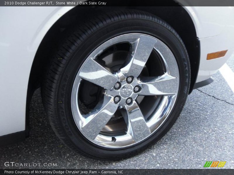 Stone White / Dark Slate Gray 2010 Dodge Challenger R/T
