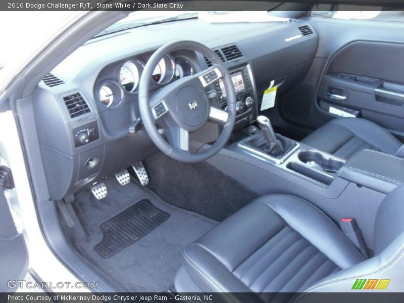 Stone White / Dark Slate Gray 2010 Dodge Challenger R/T