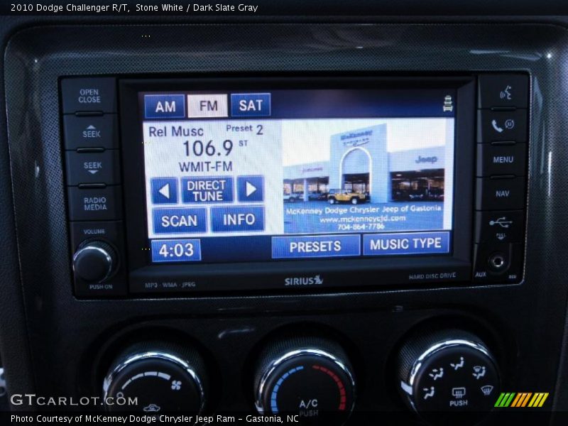 Stone White / Dark Slate Gray 2010 Dodge Challenger R/T