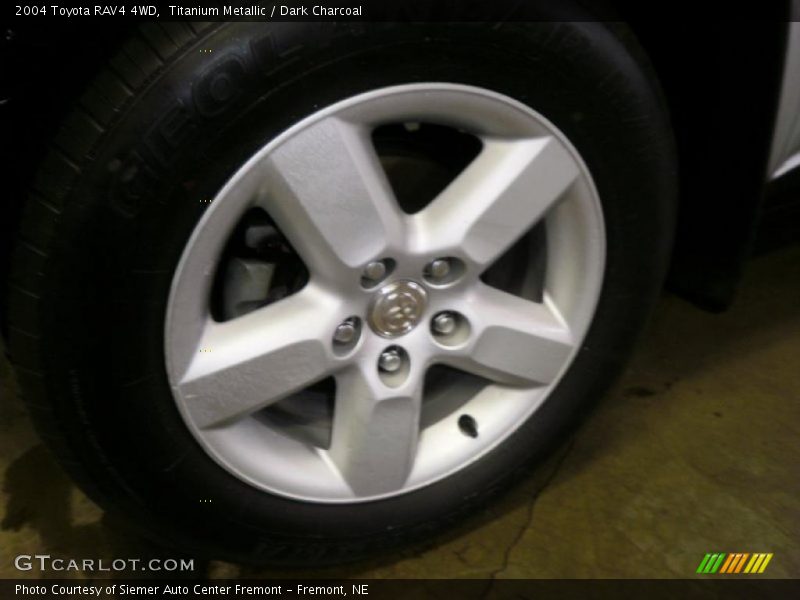 Titanium Metallic / Dark Charcoal 2004 Toyota RAV4 4WD