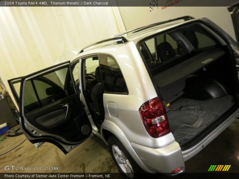 Titanium Metallic / Dark Charcoal 2004 Toyota RAV4 4WD