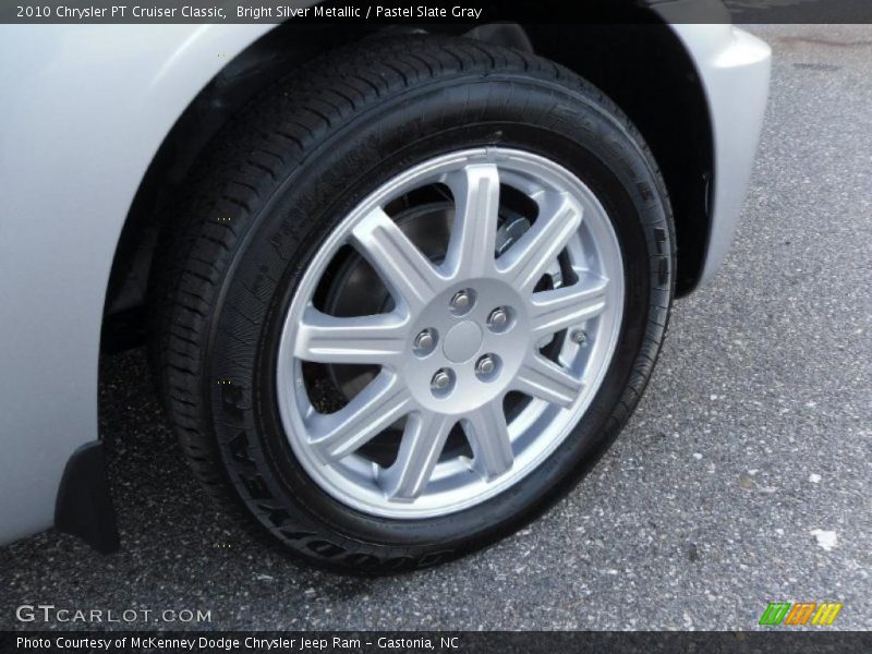 Bright Silver Metallic / Pastel Slate Gray 2010 Chrysler PT Cruiser Classic