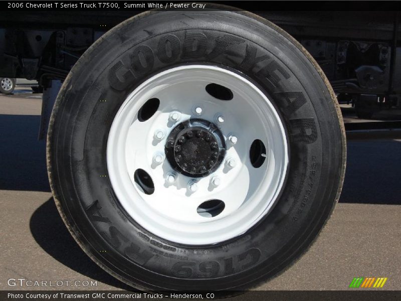 Summit White / Pewter Gray 2006 Chevrolet T Series Truck T7500