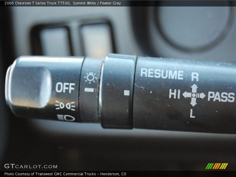 Summit White / Pewter Gray 2006 Chevrolet T Series Truck T7500