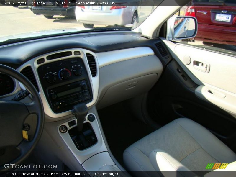 Millenium Silver Metallic / Ash Gray 2006 Toyota Highlander V6