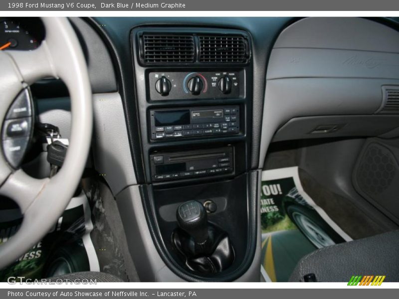 Dark Blue / Medium Graphite 1998 Ford Mustang V6 Coupe
