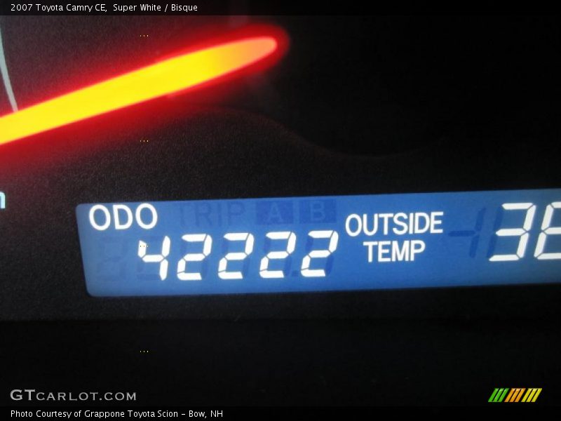 Super White / Bisque 2007 Toyota Camry CE