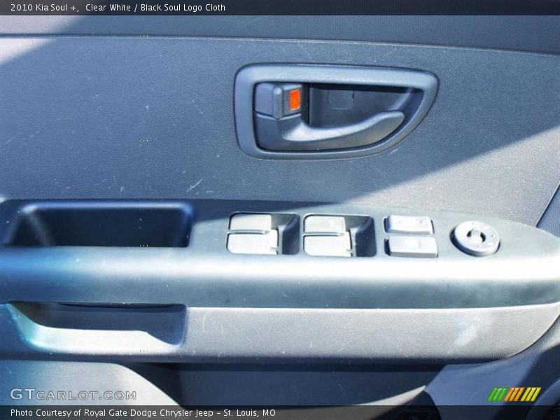 Clear White / Black Soul Logo Cloth 2010 Kia Soul +