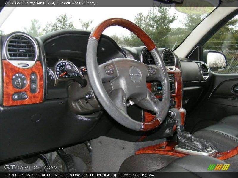 Summit White / Ebony 2007 GMC Envoy Denali 4x4