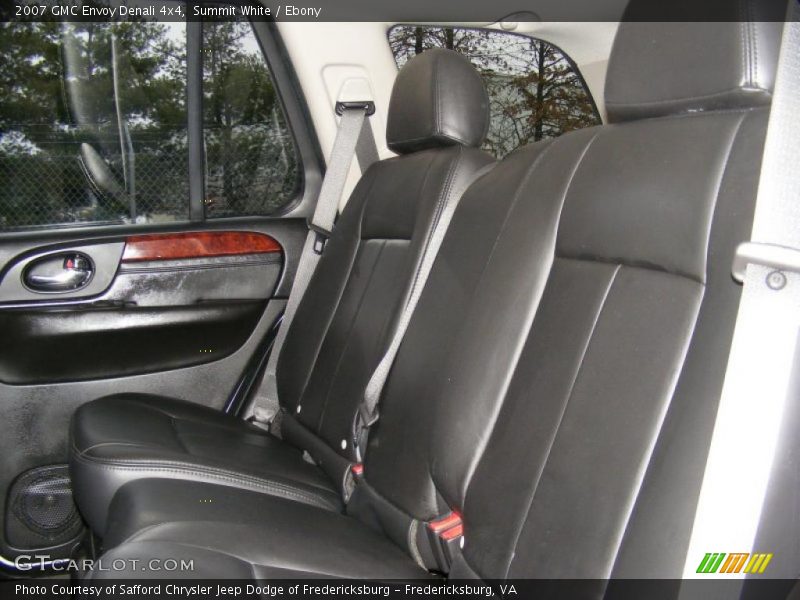 Summit White / Ebony 2007 GMC Envoy Denali 4x4